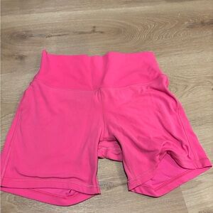 Lululemon 6’ biker shorts